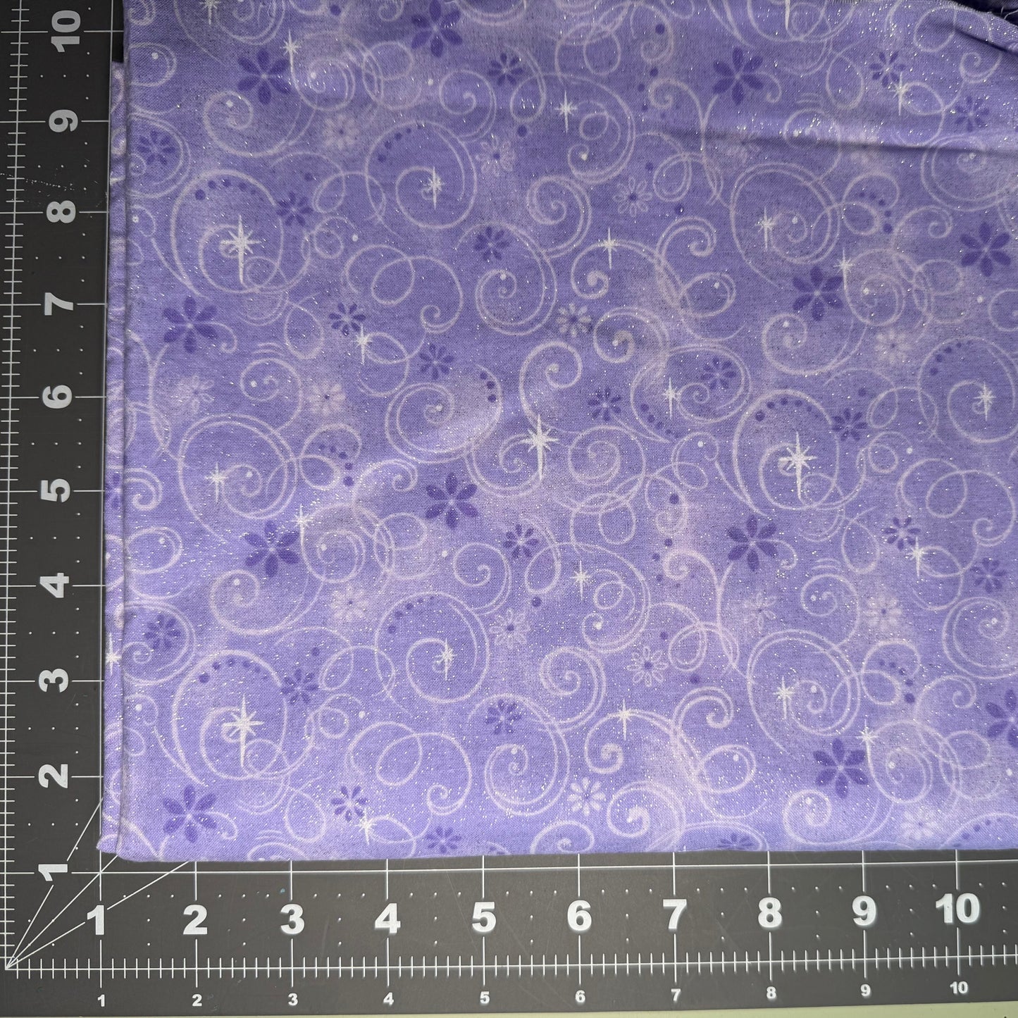 Sample Sale Collar - light purple floral sparkly swirls