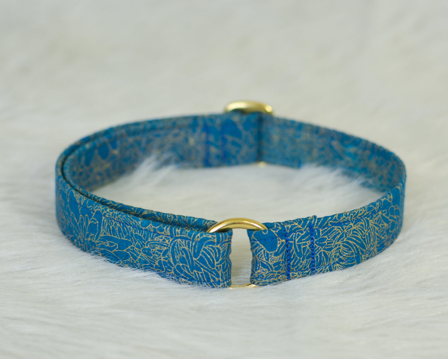 The Bloom Collar