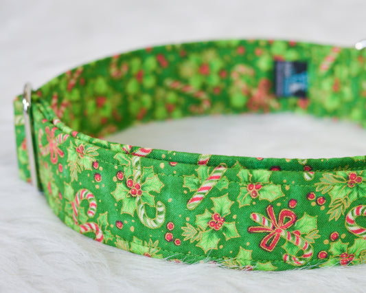 The Holly Collar